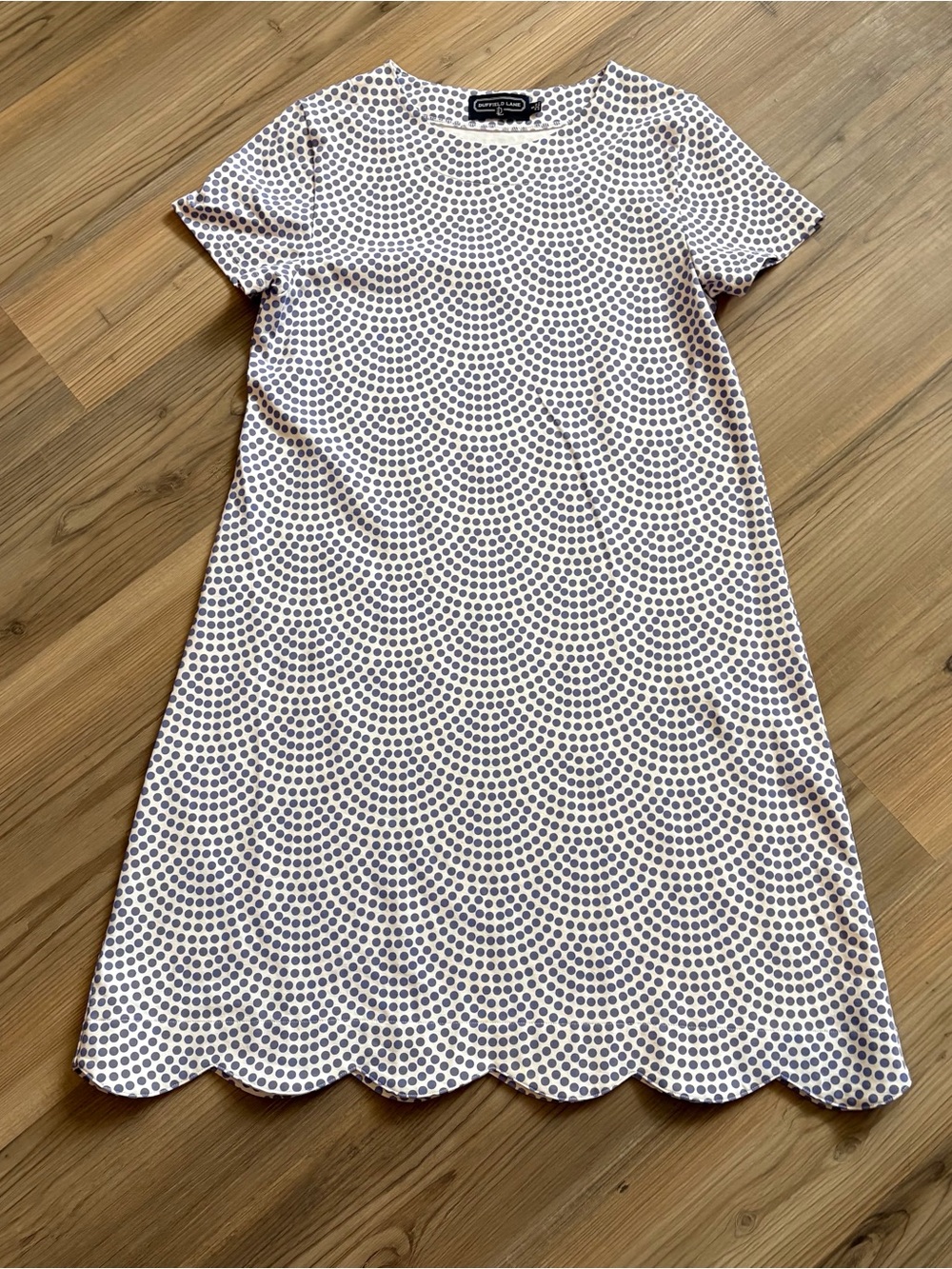 Duffield Lane White & Blue Scallop-Hem Dot Shift Dress Size Small